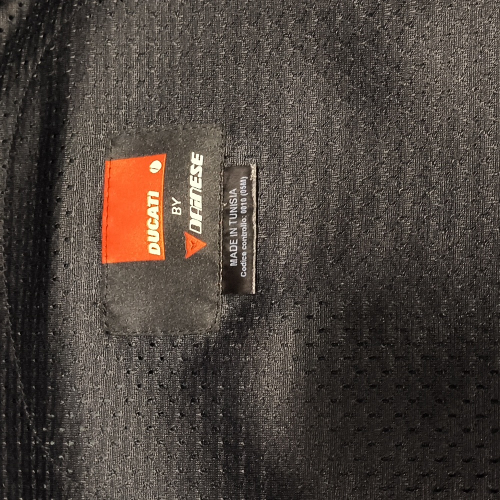 Retro Ducati Riding Leather Jacket - Picture 3 of 7